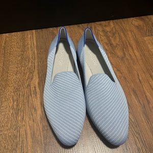 Rothys size 8.5 almond loafers